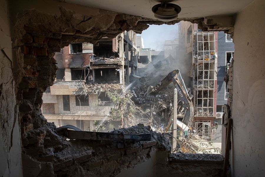 Opinion - Frontlines with Robert Sherman: Return to the Middle East