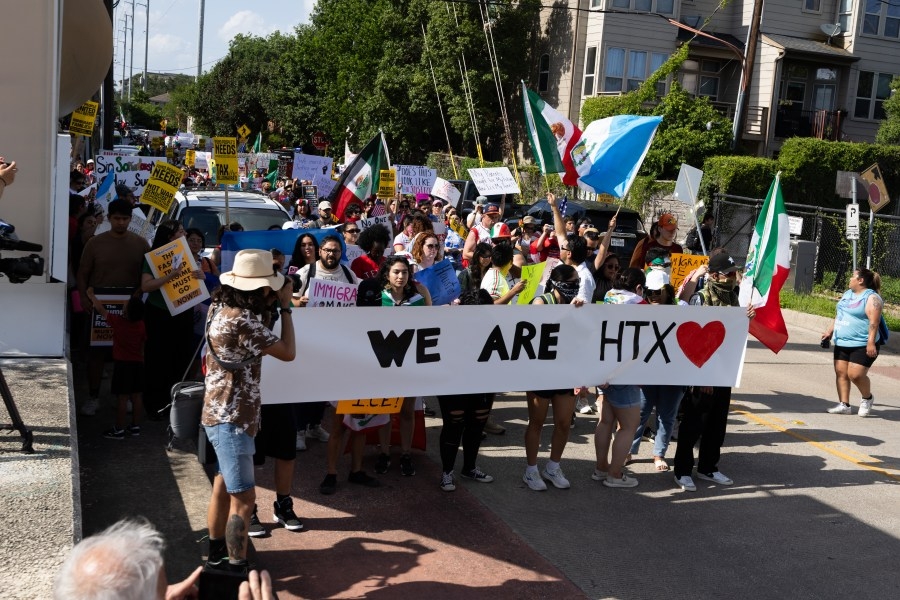 Texas bans taxpayer-funded bail, including for arrested protesters
