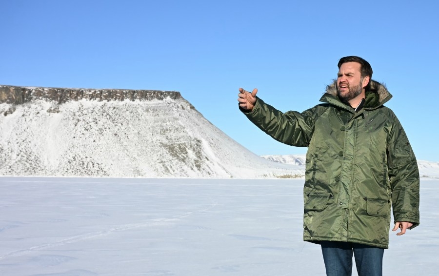 Leland Vittert's War Notes: Defying Political Logic