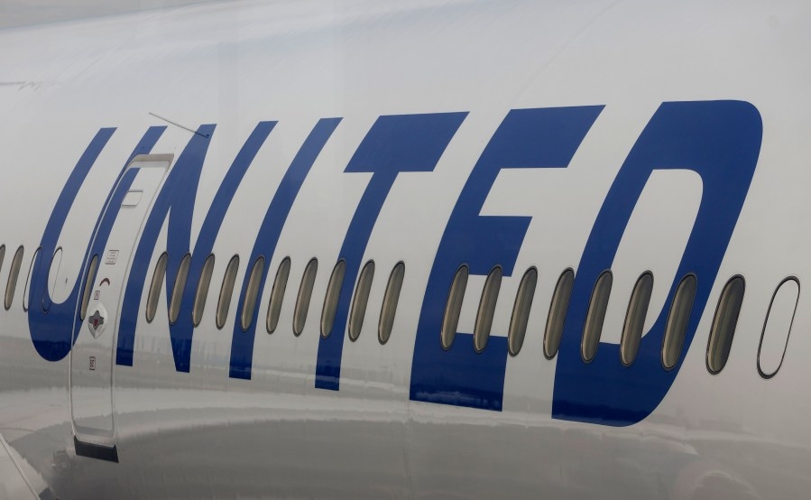 5 passengers injured after severe turbulence on United flight