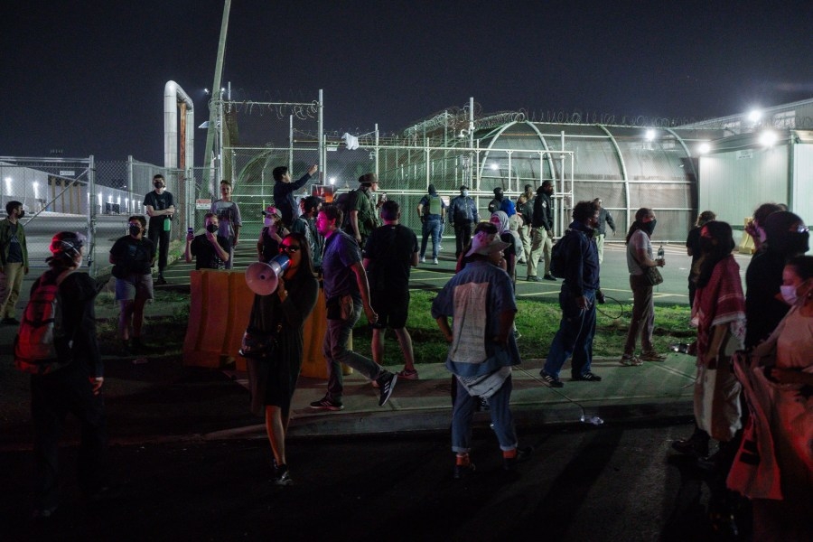 4 detainees unaccounted for after unrest at immigration facility