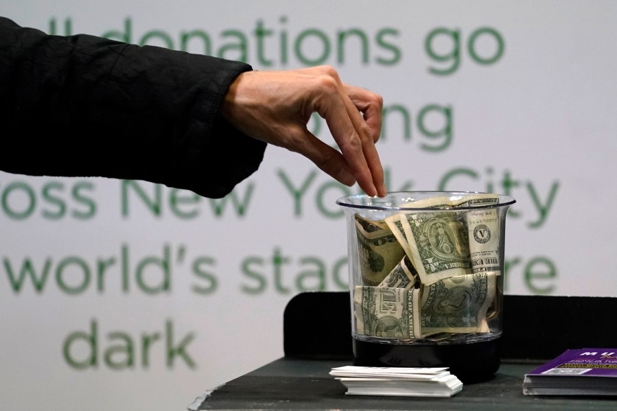Charitable donations: What's tax-deductible?
