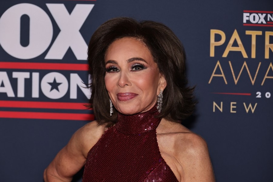 Jeanine Pirro sworn in as interim US Attorney in DC