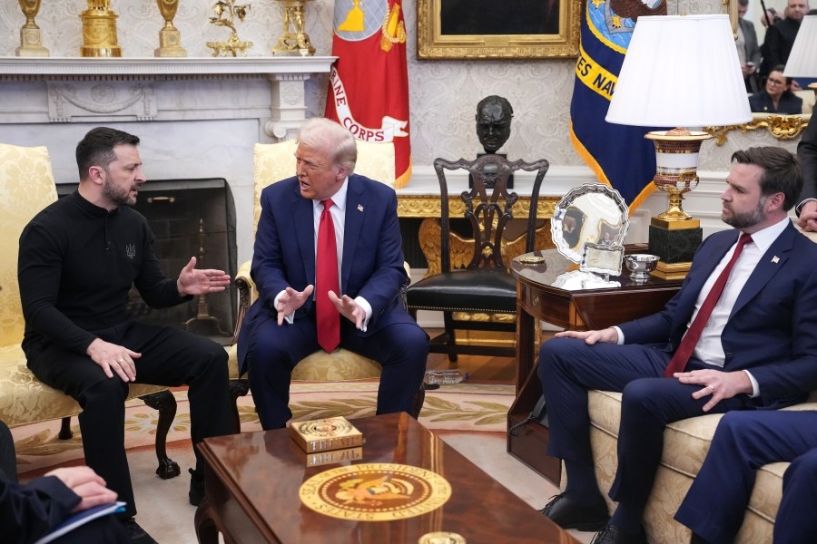 Leland Vittert's War Notes: Showdown in the Oval