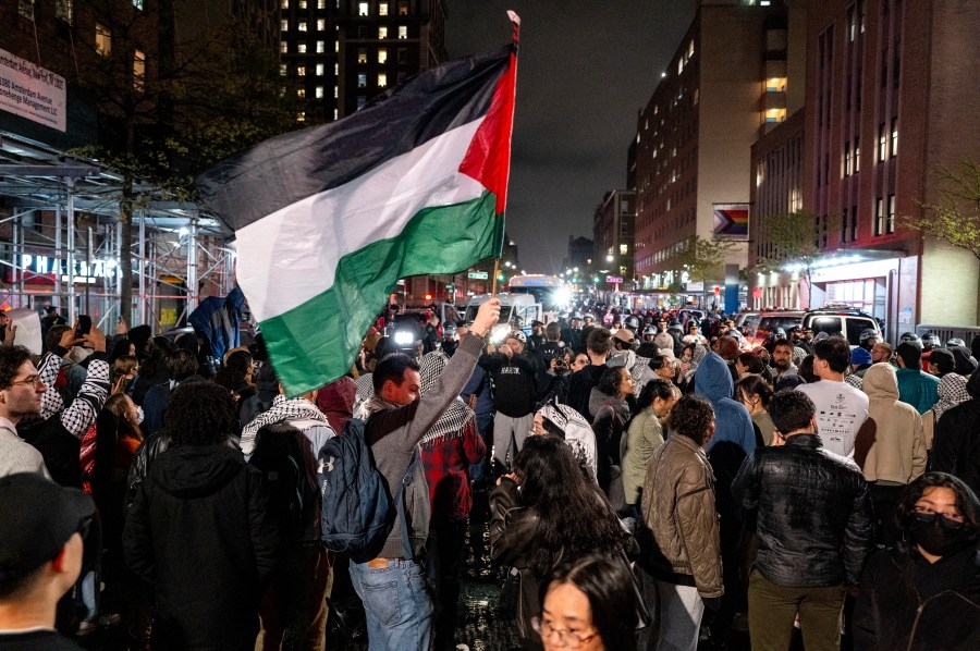 Alan Dershowitz: We're picking the wrong heroes