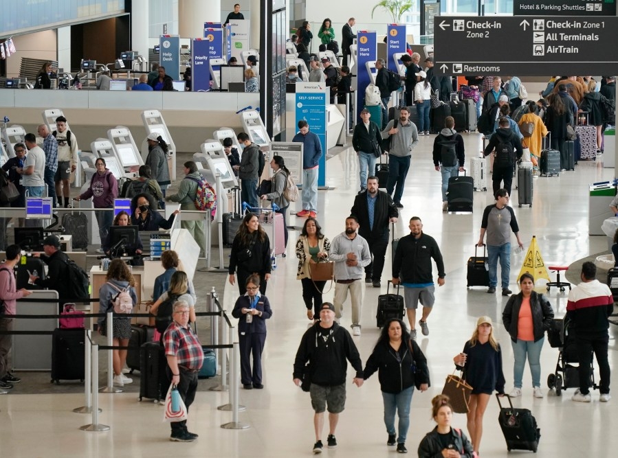Memorial Day weekend will see record-breaking travel: AAA