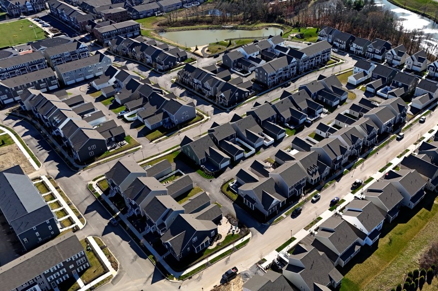 Home prices record first monthly drop since 2022: Redfin