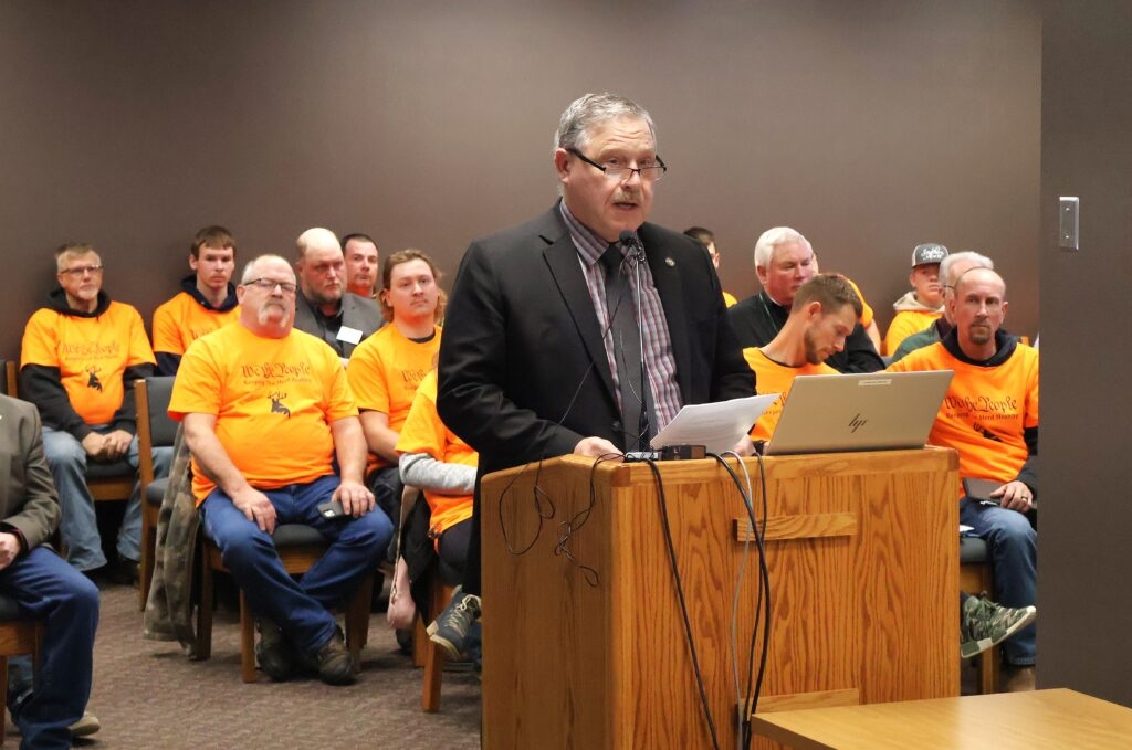 Baiting bill limiting North Dakota Game and Fish policy passes Senate