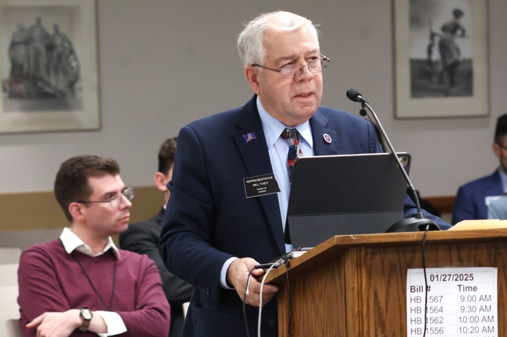 North Dakota resolution urging to end same-sex marriage advances