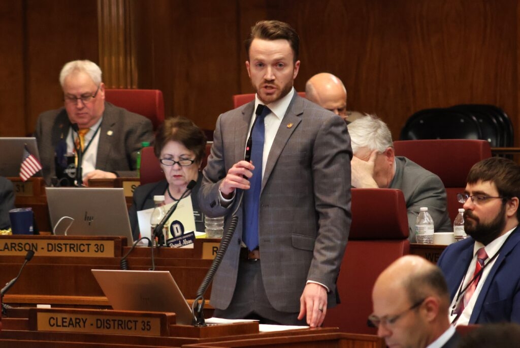 Bill seeks to strengthen North Dakota law against false political ads