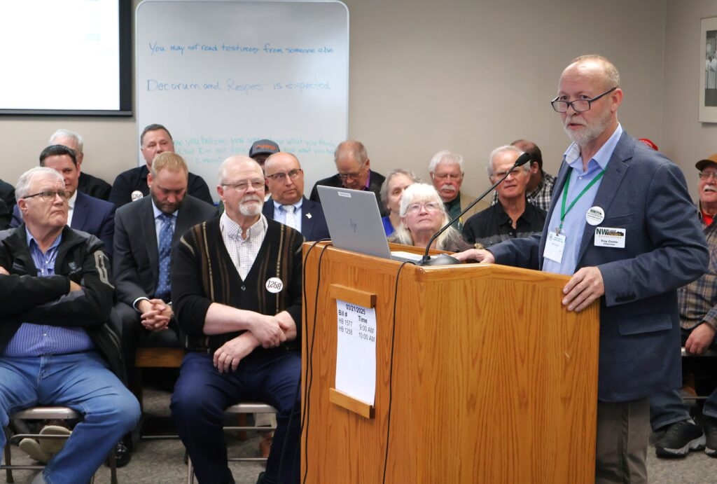 Local versus state zoning for transmission lines debated at North Dakota Legislature