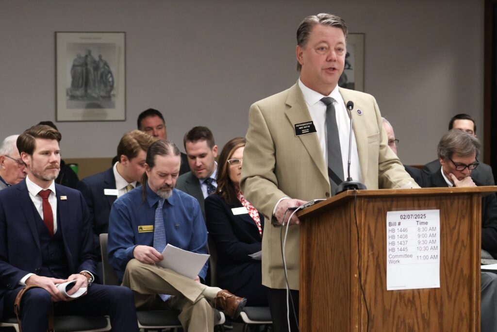 Competing bills would change how candidates get on North Dakota ballot