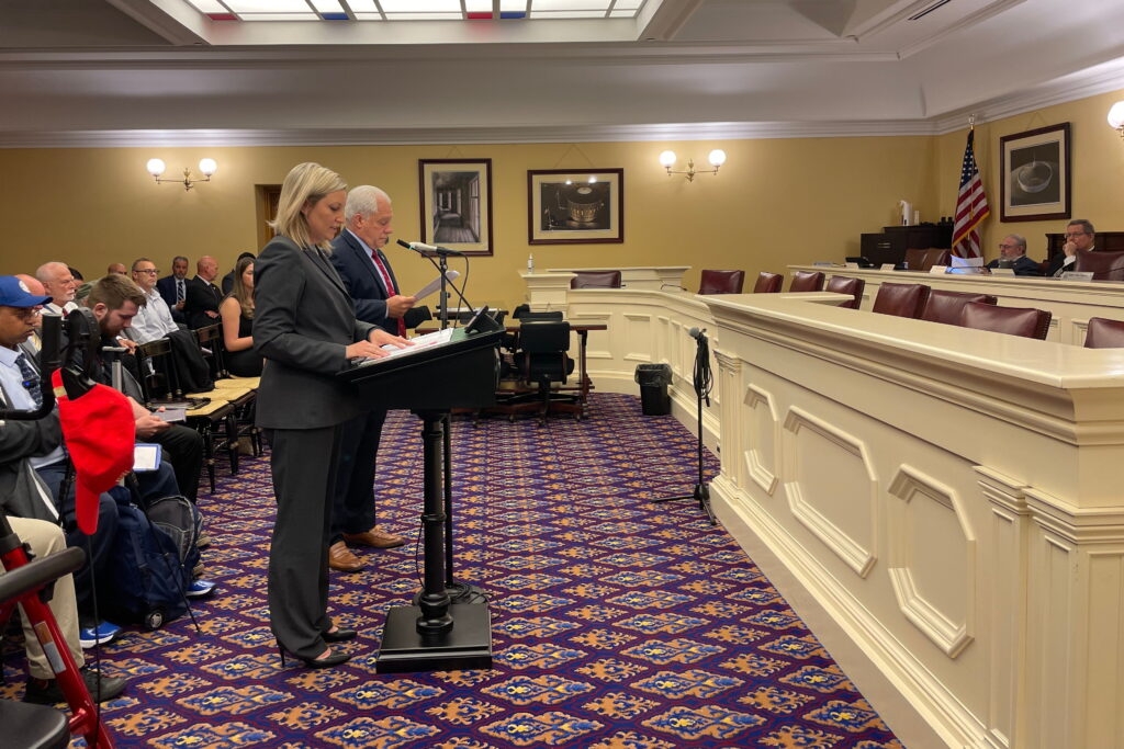 Ohio lawmakers introduce competing proposal for online age verification