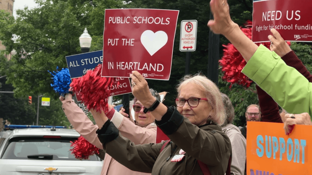 Ohio educators rally for school funding at Statehouse ahead of budget announcement