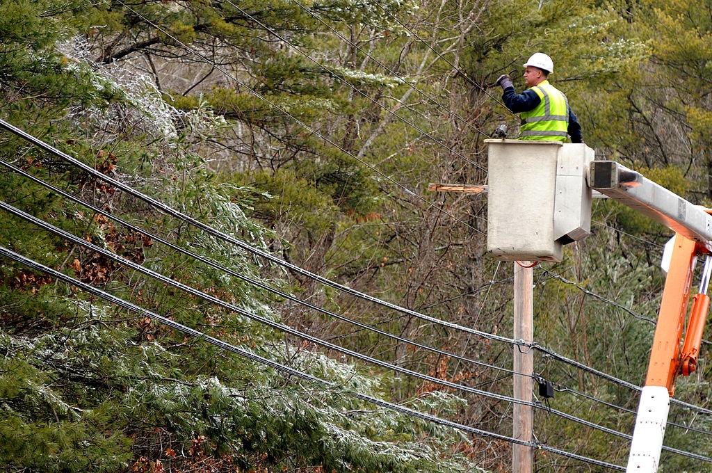 Ohio lawmakers send energy overhaul to the governor