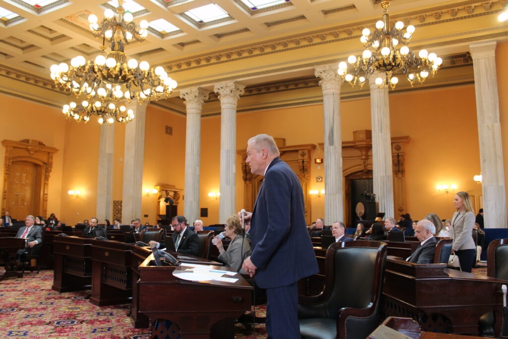 Ohio Senate unanimously approves energy and utility overhaul
