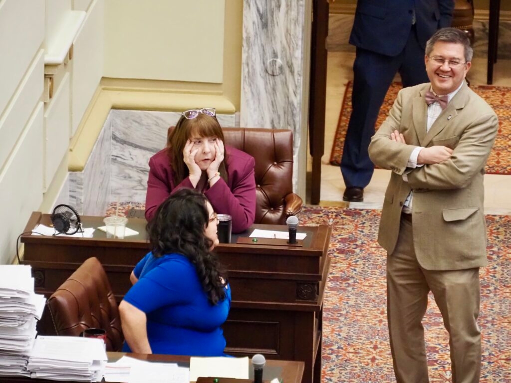 Oklahoma lawmakers overturn vetoes on dozens of measures, including mammograms, records transparency