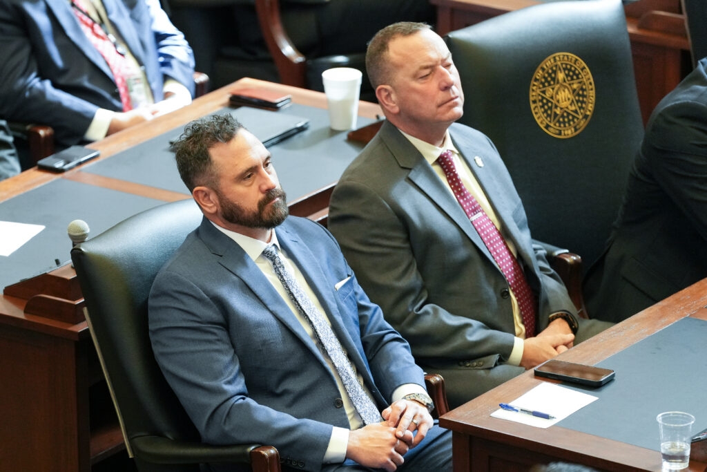 Lawmakers advance bill to increase payments to Oklahoma foster families