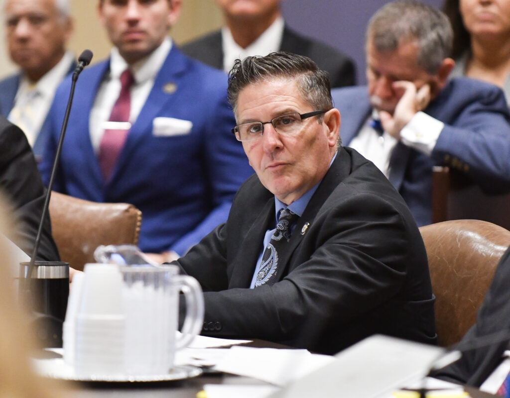 Senate advances bill to protect Oklahoma religious services from protests