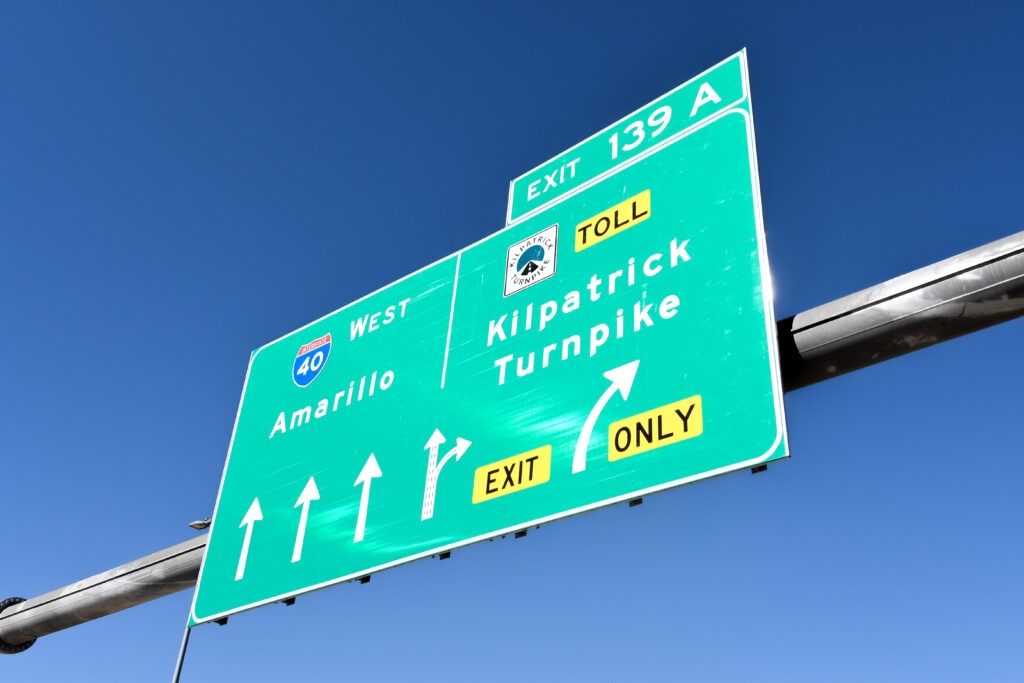 Bill targets unpaid Oklahoma turnpike tolls owed by those with trial tags