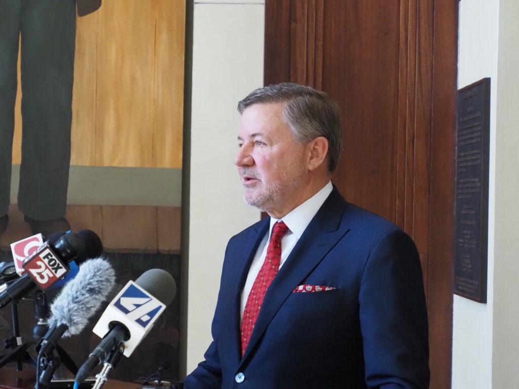 Lawmakers advance bill giving Oklahoma AG power to enforce Open Records Act violations