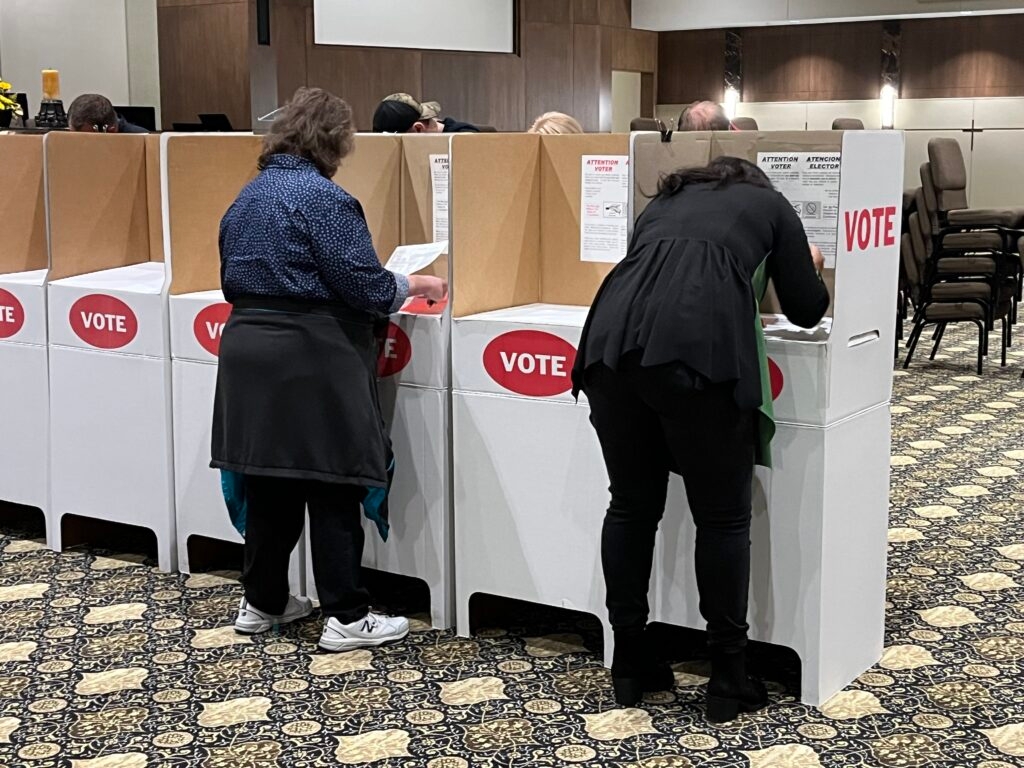 Voters to select three new Oklahoma representatives