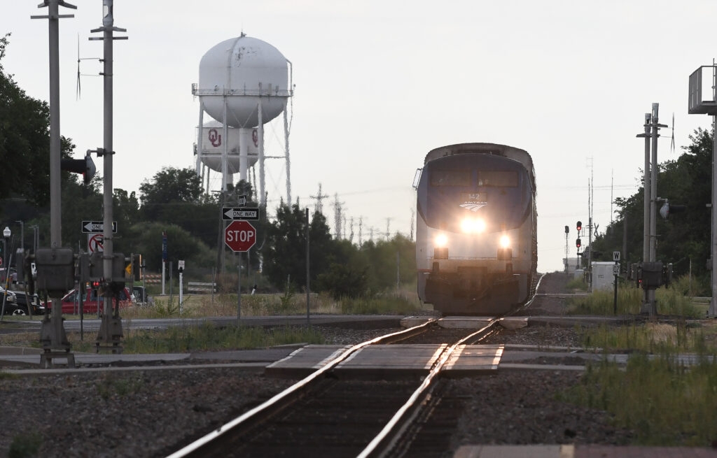 Fate of Oklahoma-Texas Heartland Flyer uncertain