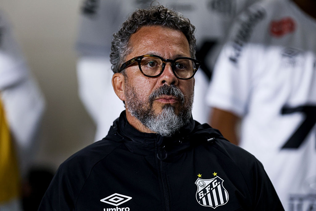 ⚠️ Cleber Xavier can't survive humiliating defeat, sacked by Santos