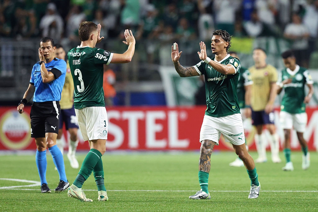 📹 Ríos plays'hero and villain', Palmeiras remain undefeated