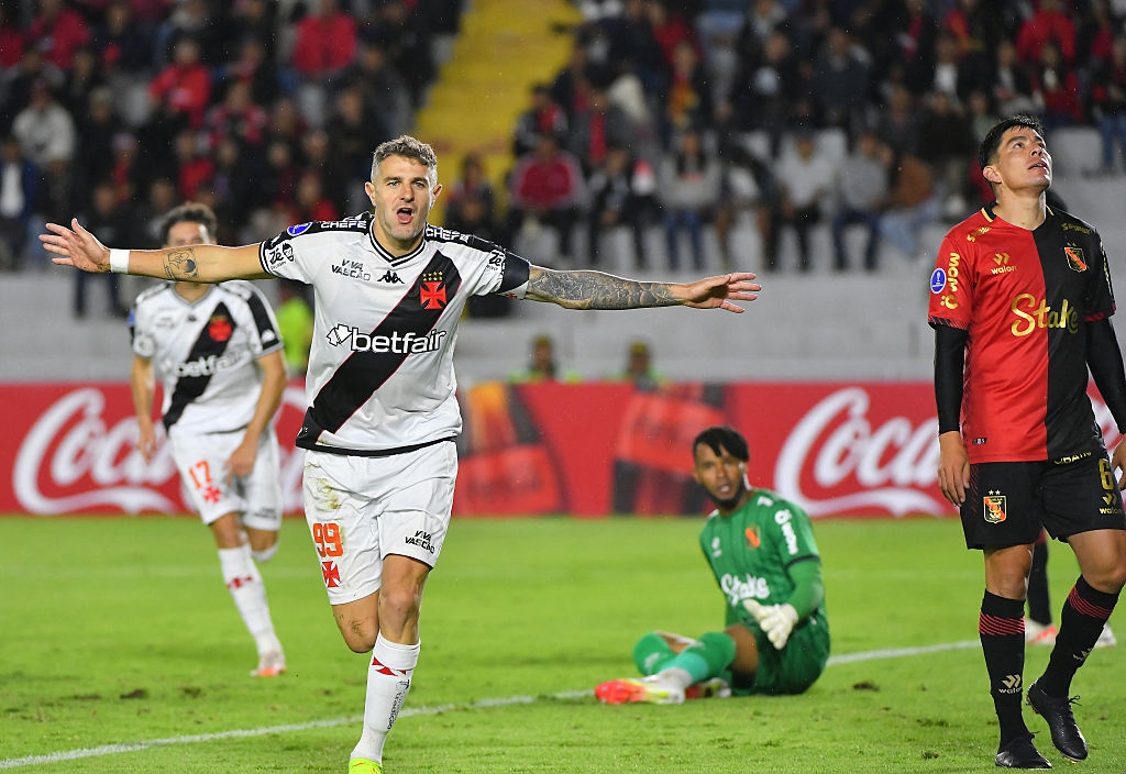 🎥 Coutinho and Vegetti shine, but Vasco gives up tie in the final moments