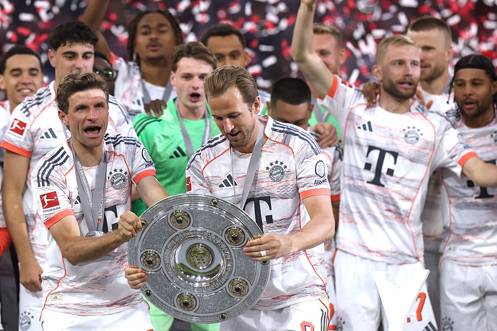 📸 Bayern stars celebrate their title in Ibiza's holiday paradise