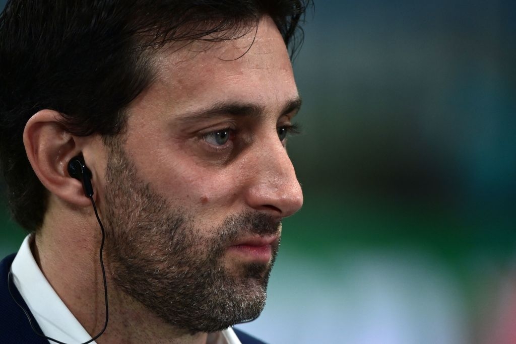 🎙️Milito hits back at Costas over lack of new signings