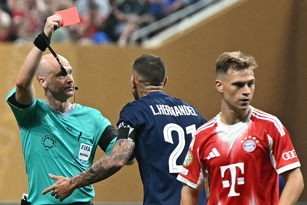 PSG see two sent off against Bayern, a first since 2020