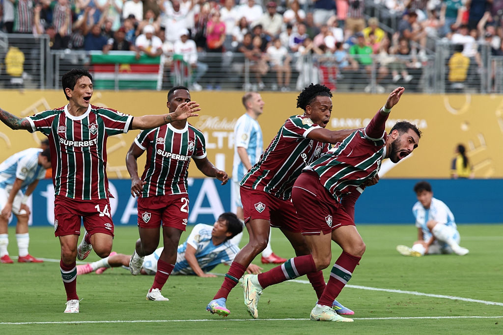 🎥 Fluminense leave fans on edge but turn it around to go top