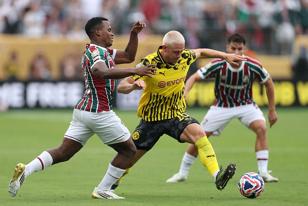 Fluminense dominate but only manage a draw with Borussia Dortmund 📹