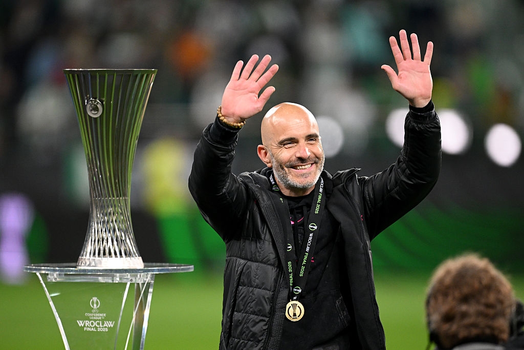 👀 "Our dear Enzo": Sevilla congratulate Maresca on Conference triumph