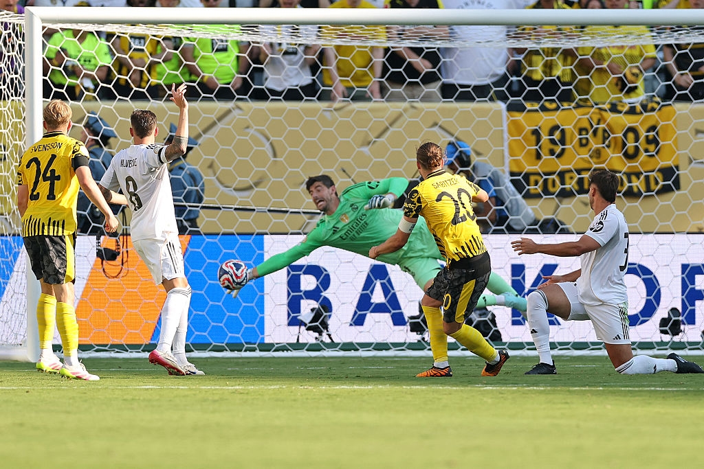 🤯 This is football! World Cup delivers madness in stoppage time and more