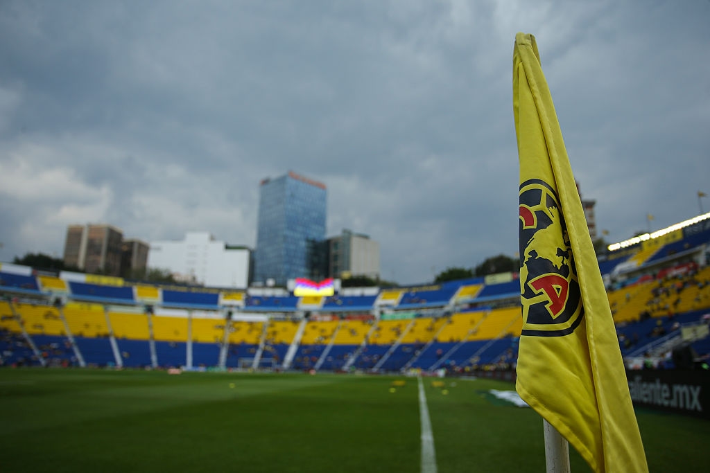 🎥 Thunderstorm hits América v Tijuana