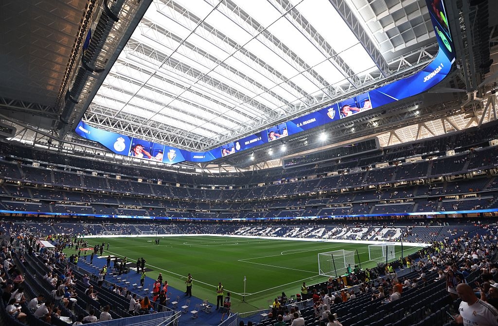 🤯 15 Champions League trophies: a glimpse inside Real's dressing room