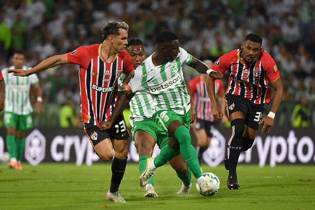 Hernán Crespo sends message after draw with Atlético Nacional
