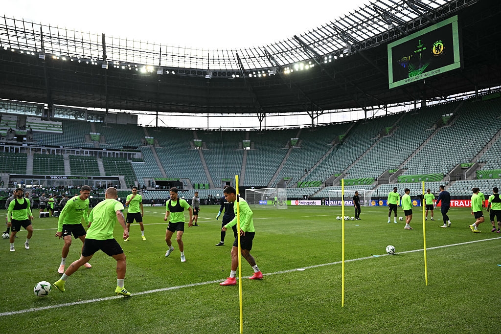🗞️Today's headlines: Betis aim to make history in Poland