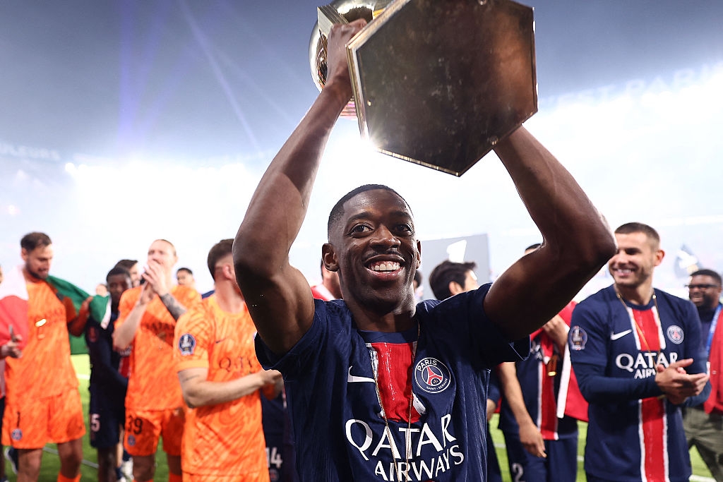 ☕️🥐 FC Breakfast: Betis unveil new crest 🦅, Dembélé's classy gesture