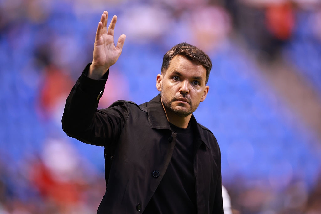🚨Cruz Azul president confirms Larcamón as new head coach