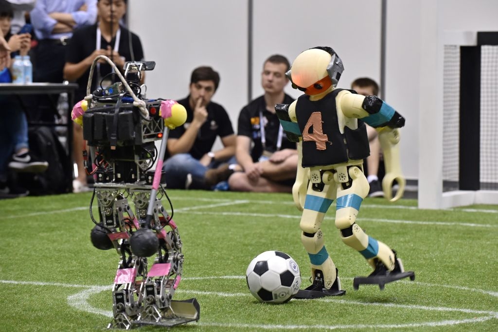 🎥 AI might take over the world, but it won't conquer football