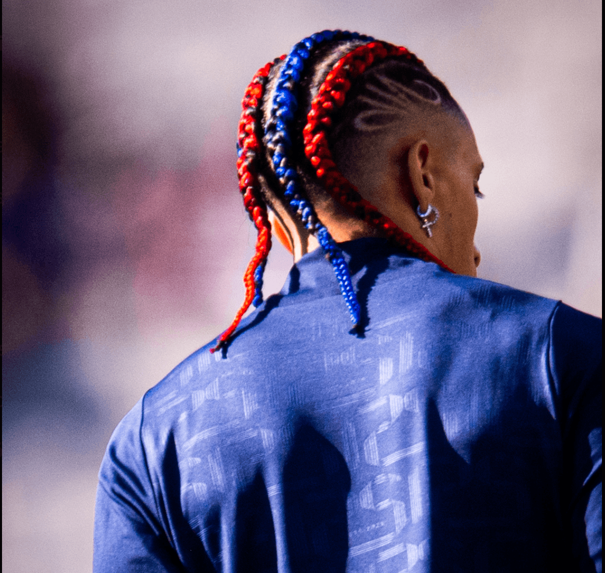 💇 Raphinha goes viral with new hairstyle in Barça match