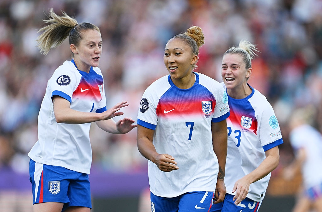 📝 England keep their hopes alive with a thrashing of the Netherlands