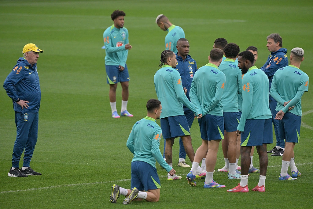 Ancelotti plans 3 changes for Brazil against Paraguay, have your say 🗣️