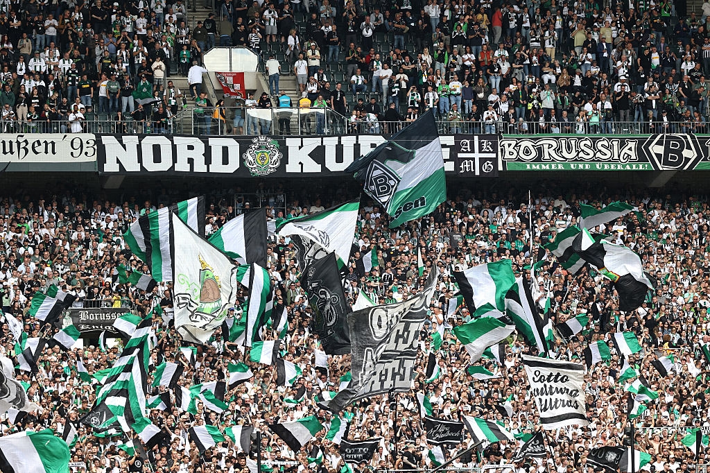 📸 Gladbach unveil stylish 125th anniversary kit