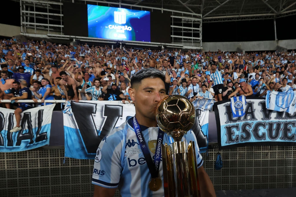 📝Racing and Salas in talks over a new contract extension