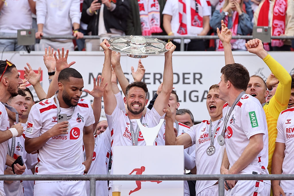 🎥 Cologne thrash rivals to win 2. Bundesliga on final day, see table